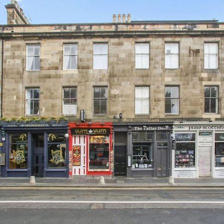George IV Bridge - Superbly Located 3 Bedroom! Edinburg Exteriör bild